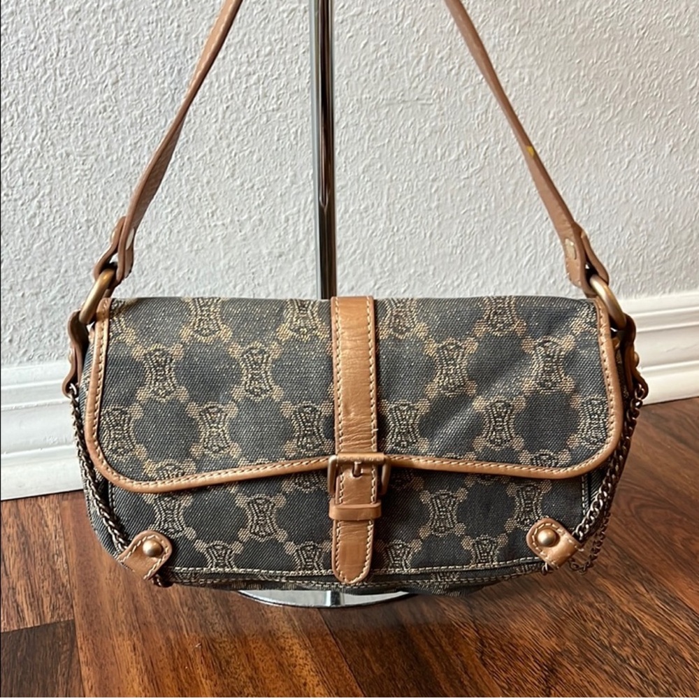 1659 Celine Shoulder Bag 👜
